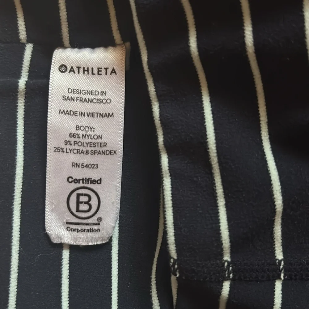 Athleta Chaturanga Yoga High Rise Cropped Striped Tights, Size S - Picture 13 of 16